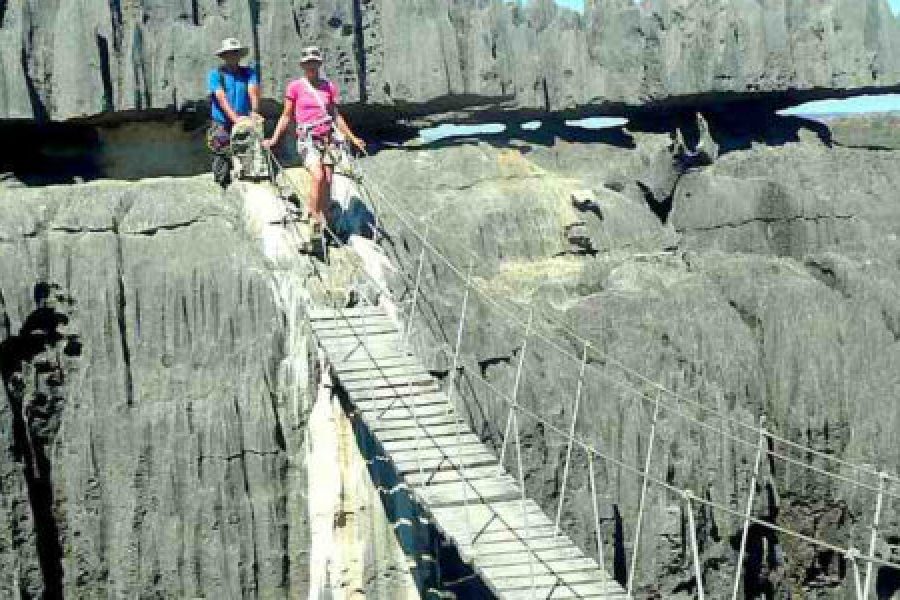 Descente fleuve Tsiribihina et Tsingy de Bemaraha